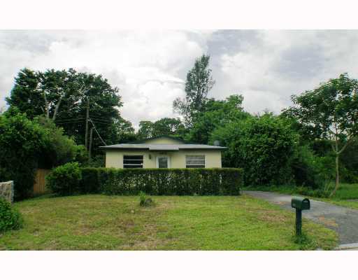 4836 Lincoln Road Delray Beach, FL 33445 - Photo 1 of 16 Primary Photo