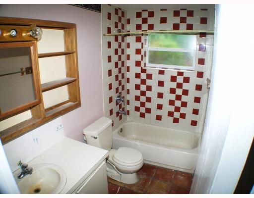 4836 Lincoln Road Delray Beach, FL 33445 - Photo 13 of 16 Additional Photo