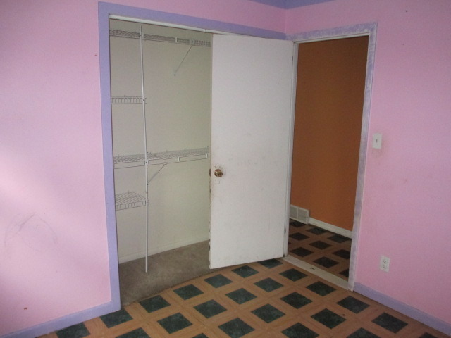 393 Ridge Avenue Crystal Lake, IL 60014 - Photo 7 of 21