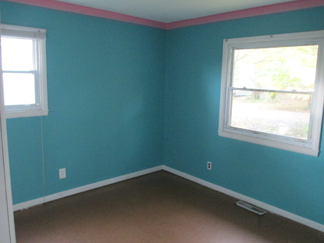 393 Ridge Avenue Crystal Lake, IL 60014 - Photo 8 of 21