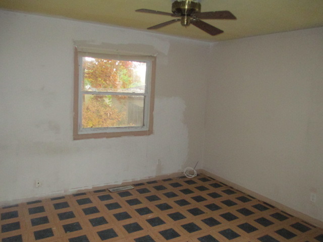 393 Ridge Avenue Crystal Lake, IL 60014 - Photo 10 of 21
