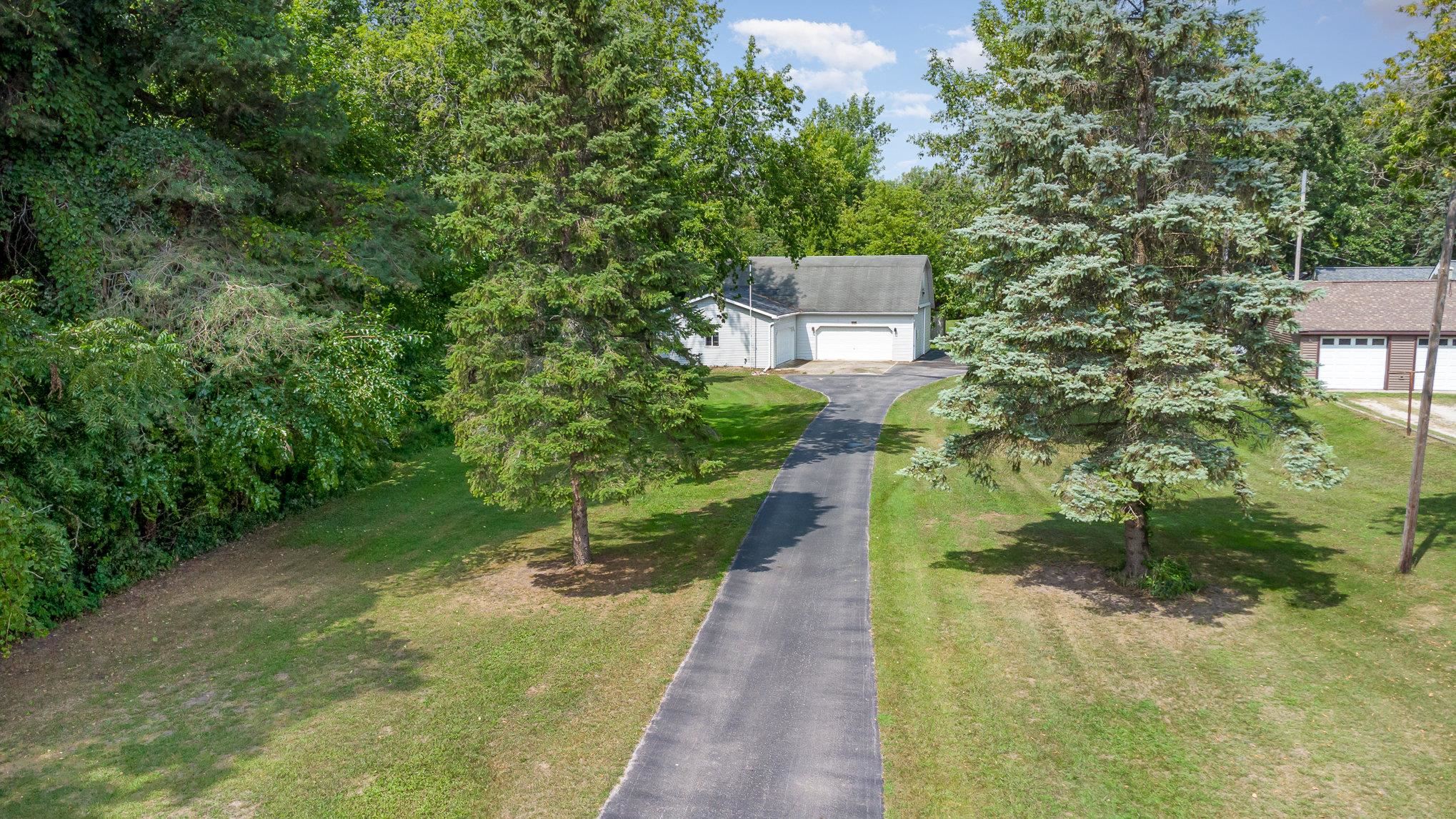 532 North Linwood Beach Road Linwood, MI 48634 - Photo 27 of 35 Gallery Image 27