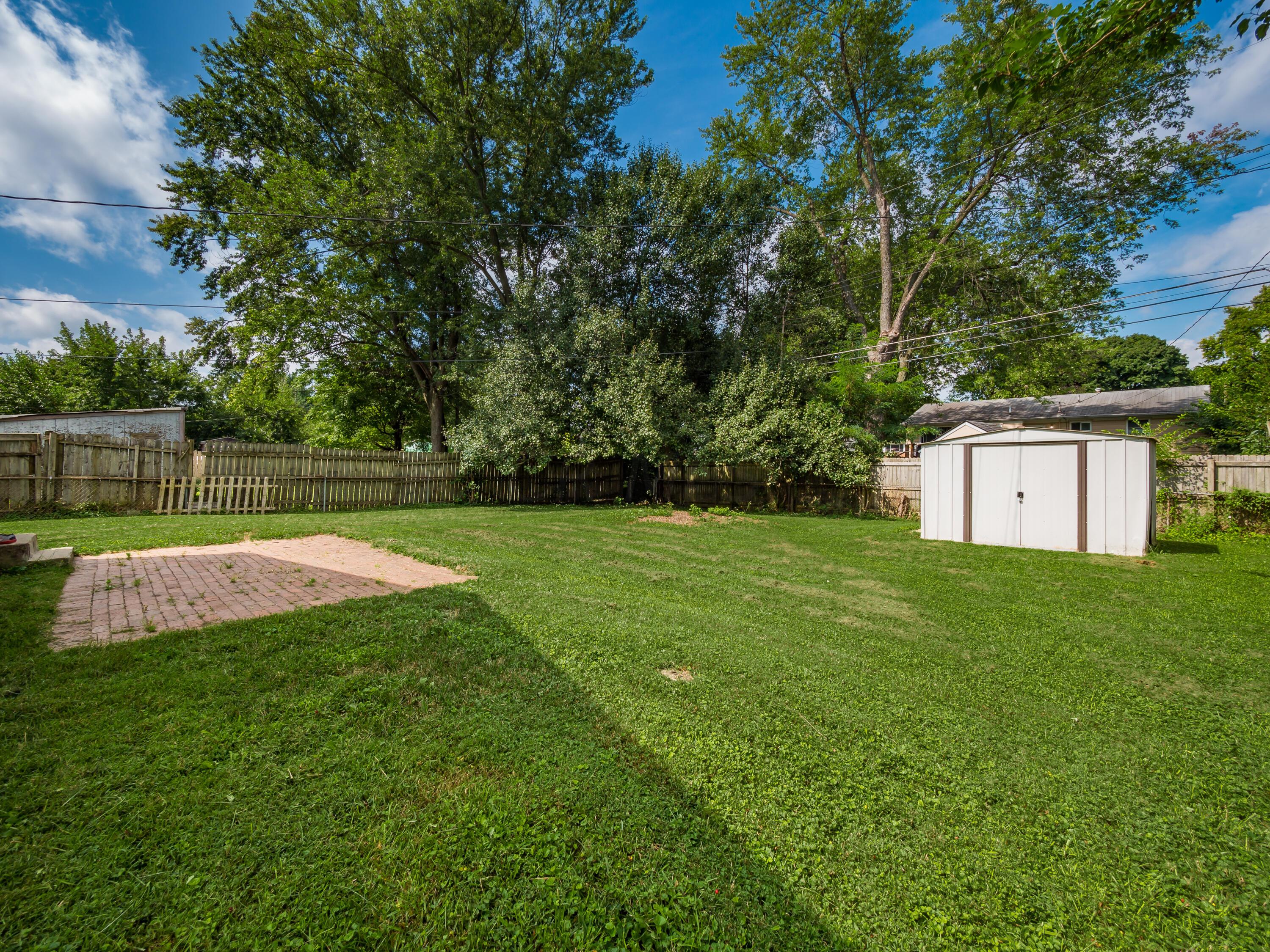 2829 Fleet Road Columbus, OH 43232 - Photo 32 of 36 A_2829_Fleet_081-2