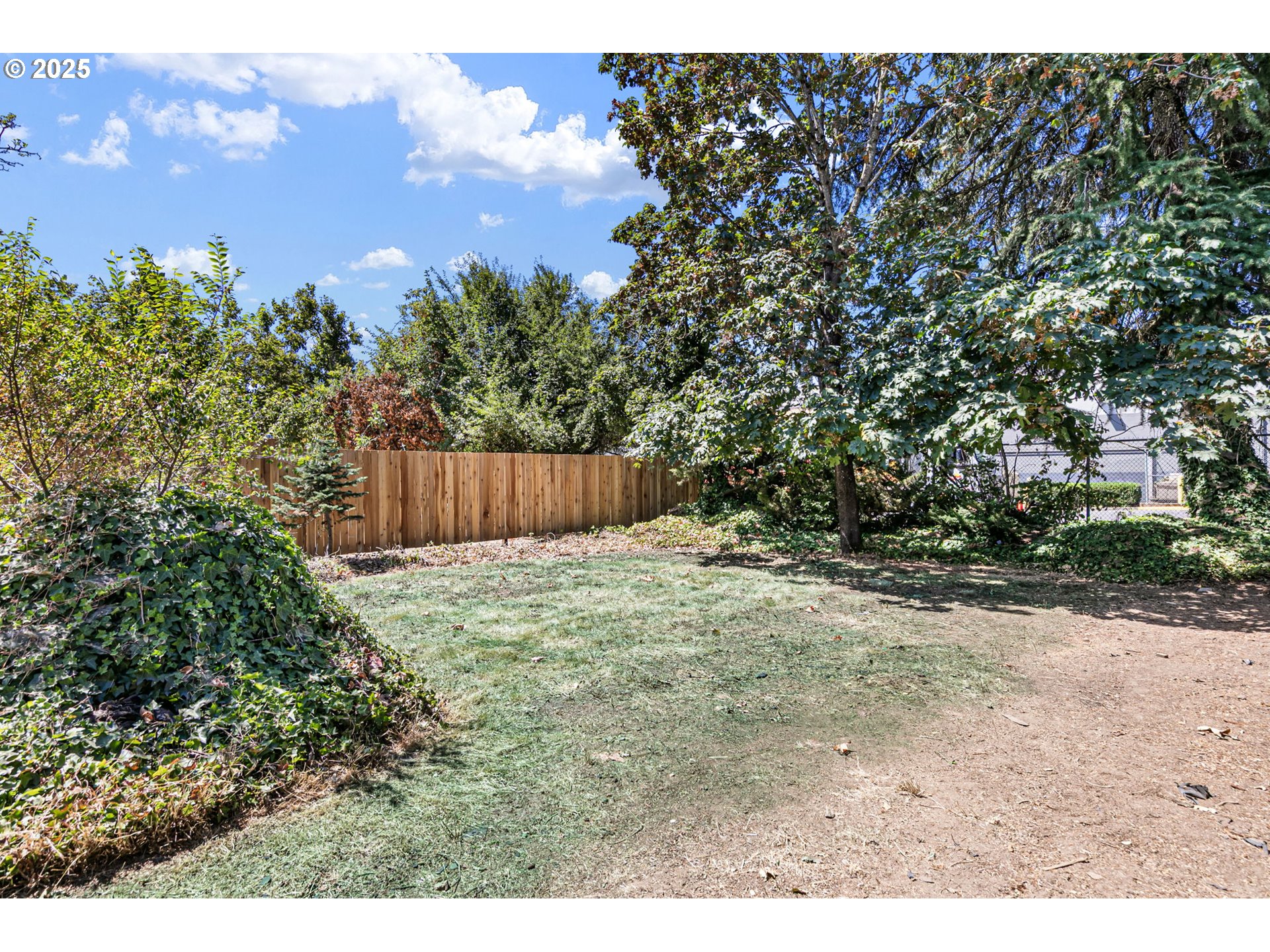 1938 7th Street Springfield, OR 97477 - Photo 44 of 48