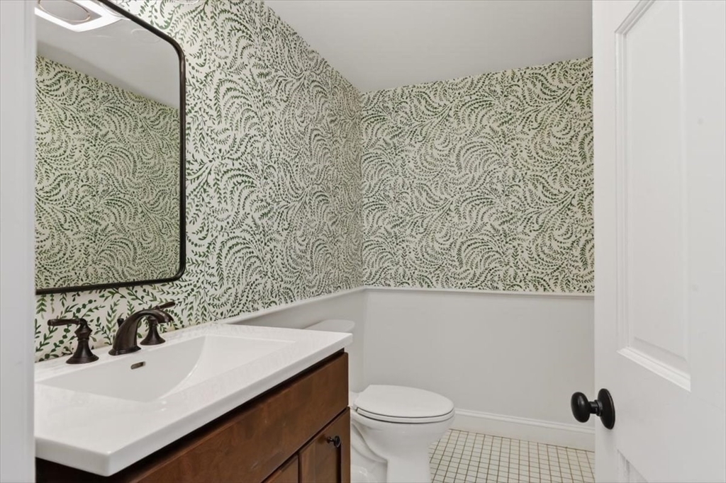 3 Sentinel Road Hingham, MA 02043 - Photo 16 of 37