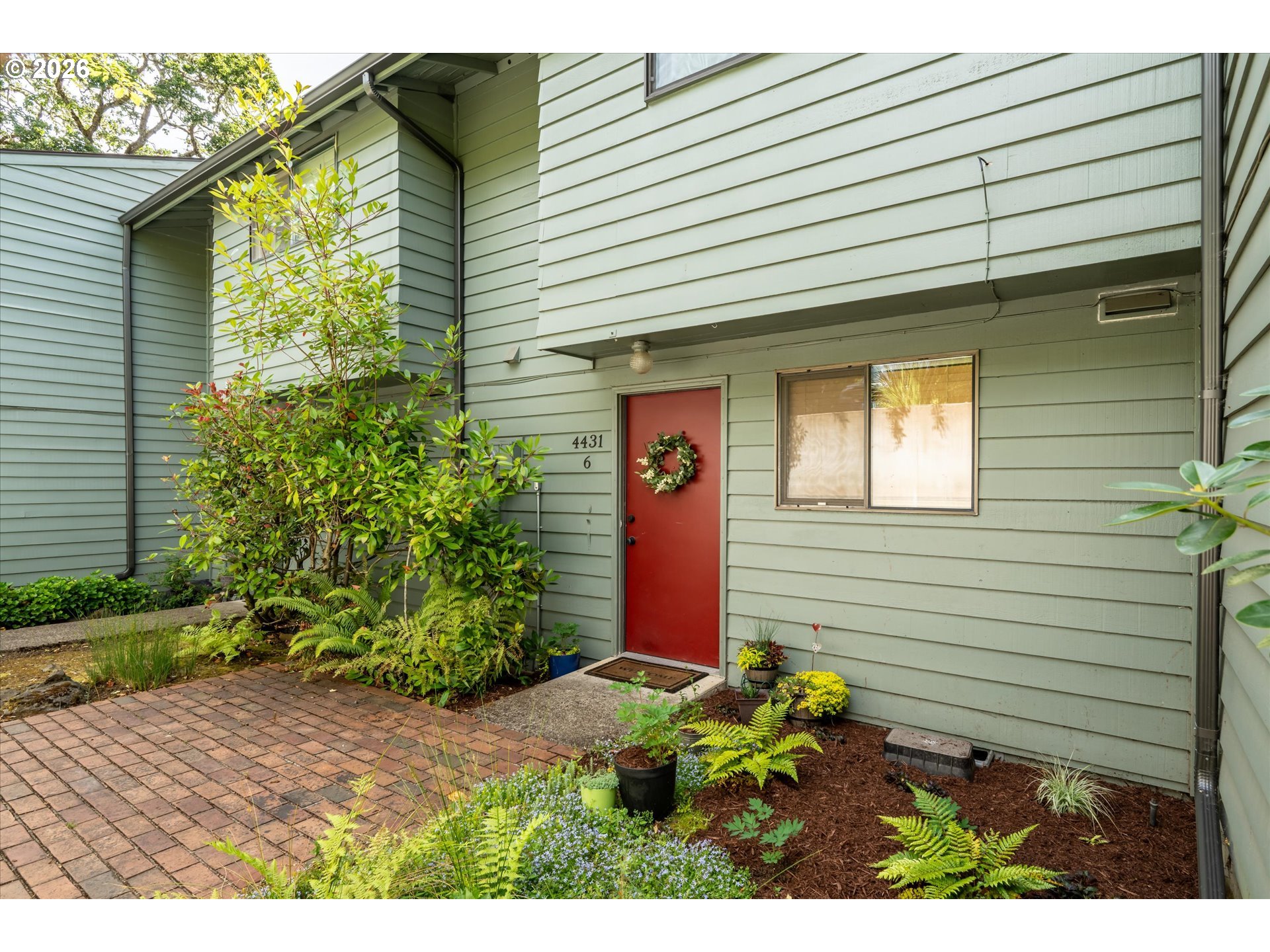 4431 Fox Hollow Road, Unit 6 Eugene, OR 97405 - Photo 2 of 46