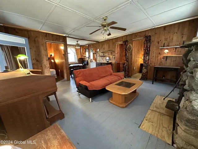 $119,500 | 4 Clark Avenue, Greenfield, NY 12850