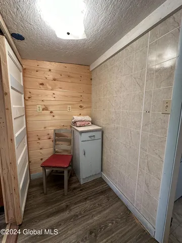 $119,500 | 4 Clark Avenue, Greenfield, NY 12850