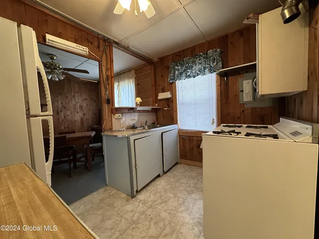 $119,500 | 4 Clark Avenue, Greenfield, NY 12850