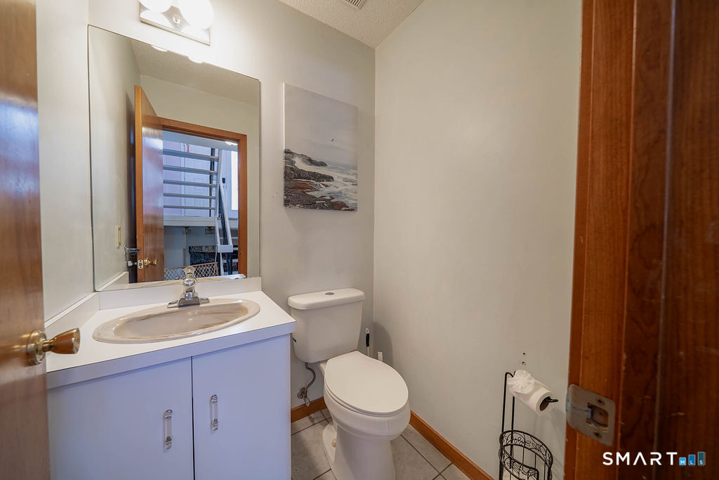 219 Twin Lakes Road, Unit A North Branford, CT 06471 - Photo 10 of 33