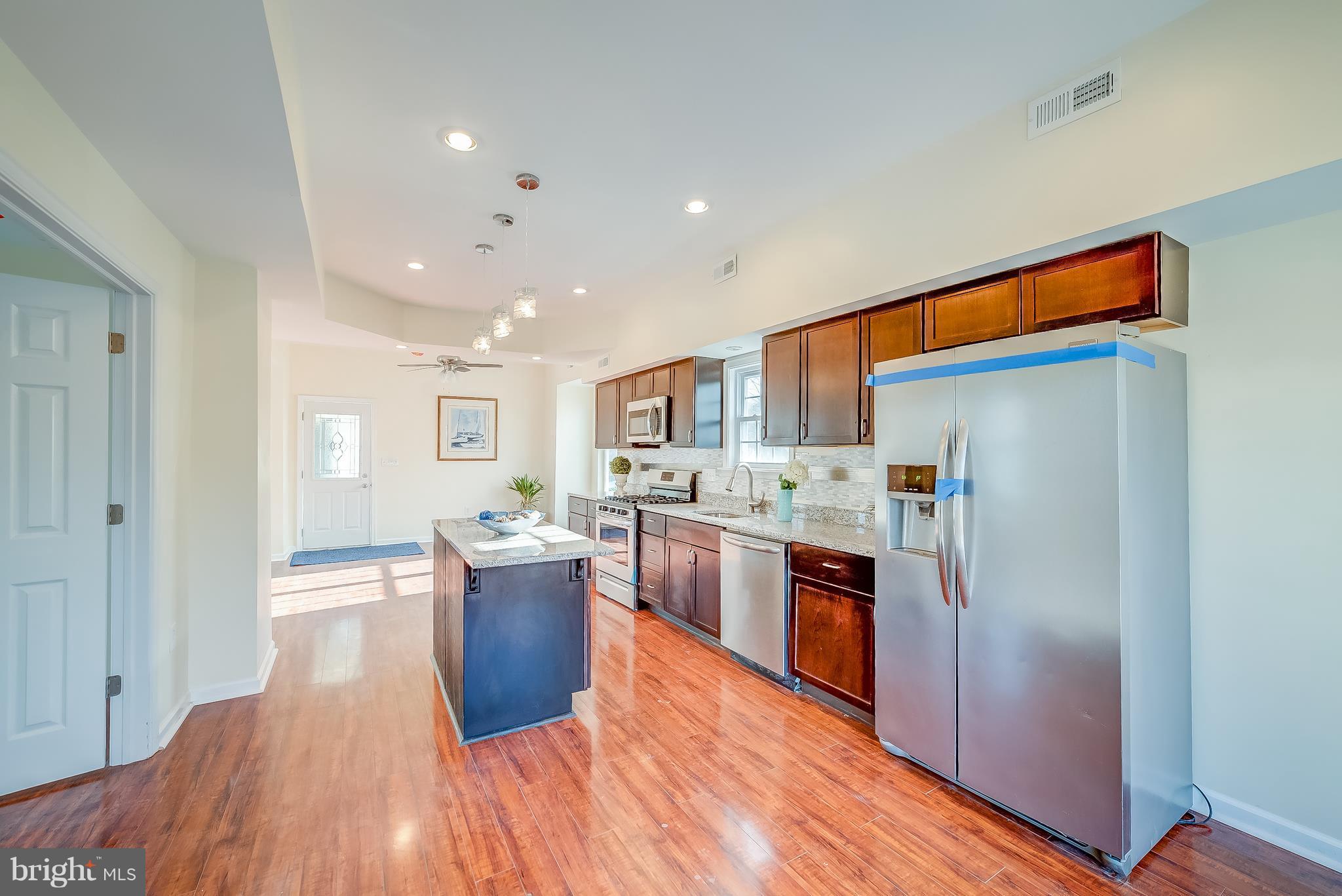 3108 Lynch Road Baltimore, MD 21219 - Photo 2 of 18 Kitchen
