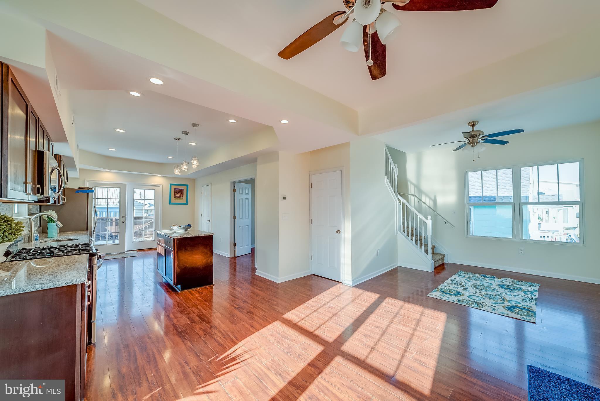 3108 Lynch Road Baltimore, MD 21219 - Photo 4 of 18 Interior (General)