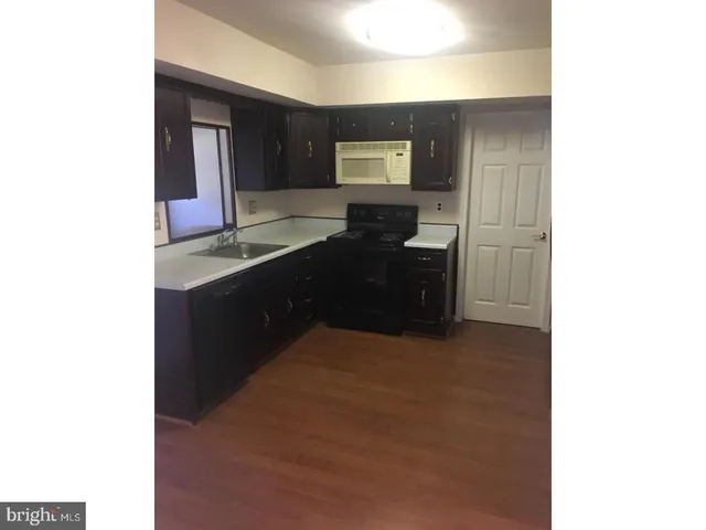 $412,000 | 4 Beaver Hill Road, Horsham, PA 19044