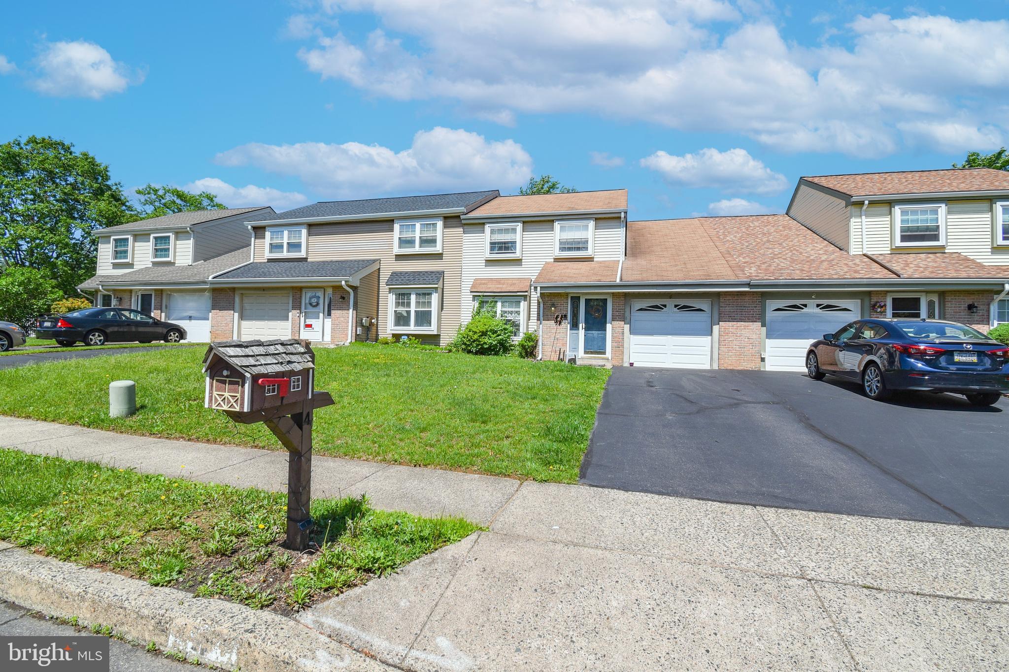 4 Beaver Hill Road Horsham, PA 19044 - Photo 5 of 19 a front view of a house with garden