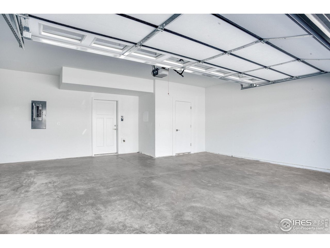 4125 24th Street Road, Unit 23 Greeley, CO 80634 - Photo 20 of 23 Garage