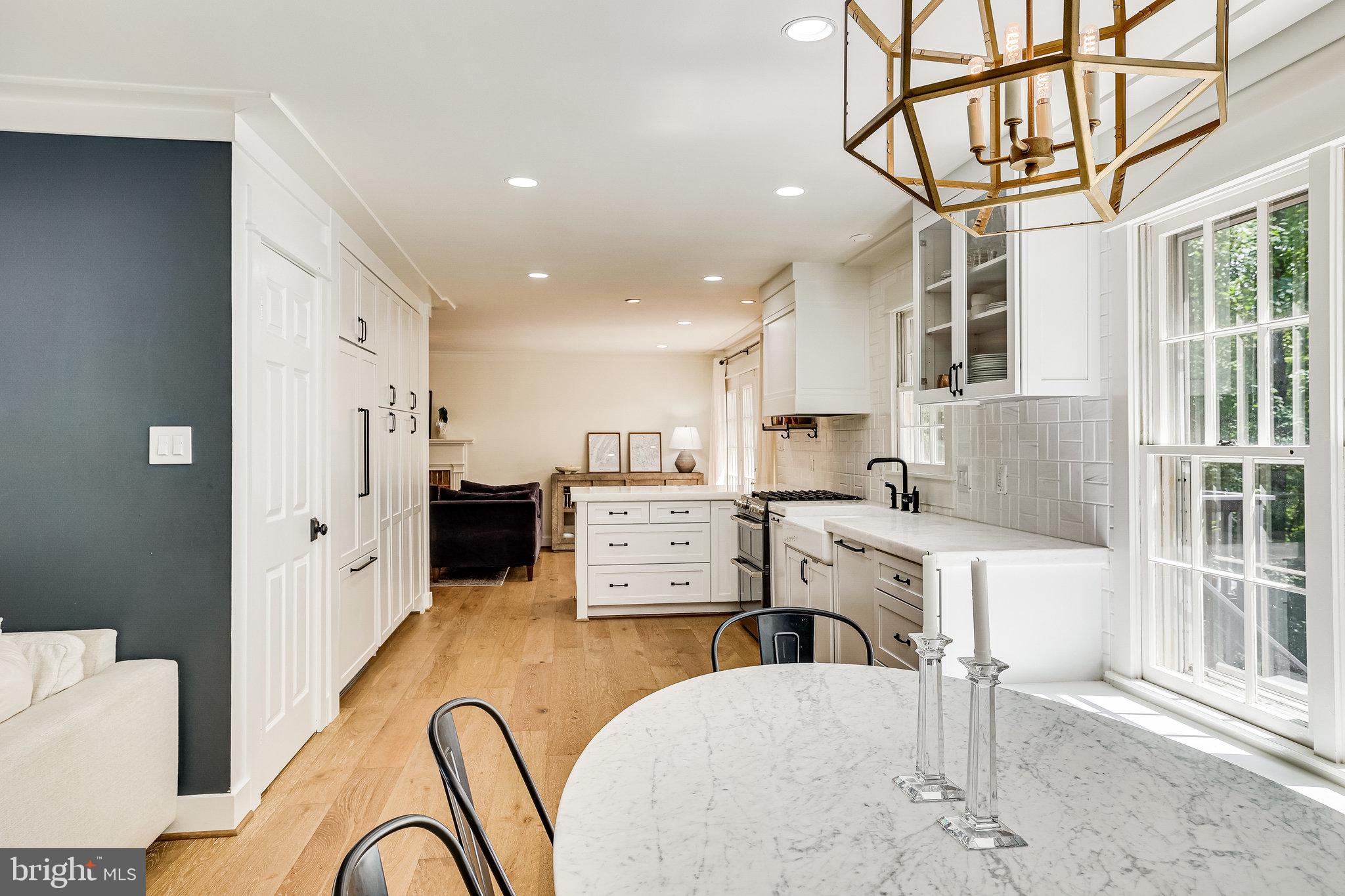 11696 Stockbridge Lane Reston, VA 20194 - Photo 25 of 76 dining/kitchen