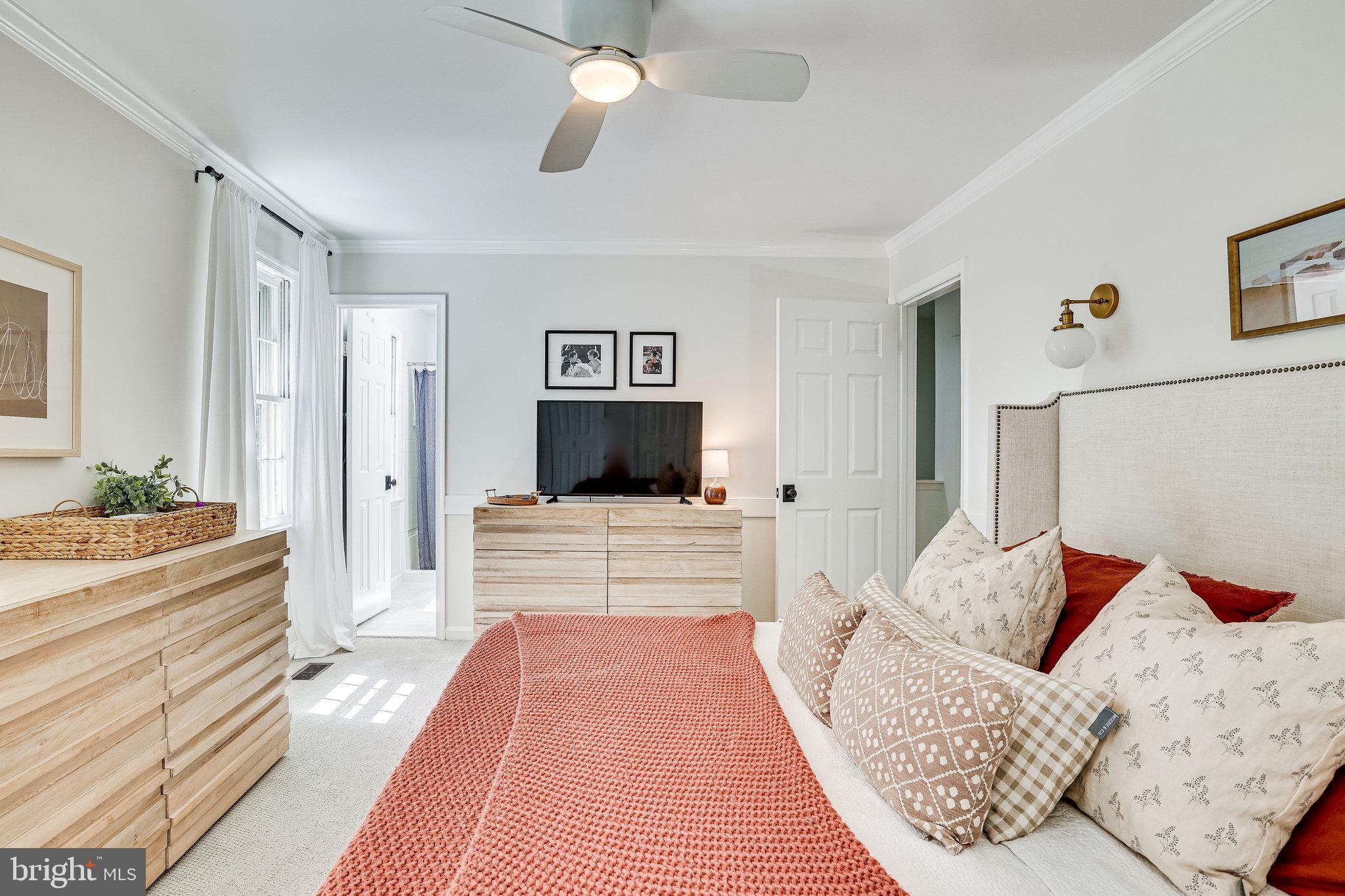 11696 Stockbridge Lane Reston, VA 20194 - Photo 47 of 76 Bedroom # 3 owners suite