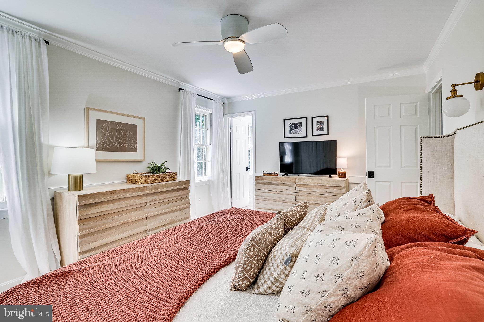 11696 Stockbridge Lane Reston, VA 20194 - Photo 48 of 76 Bedroom # 3 owners suite