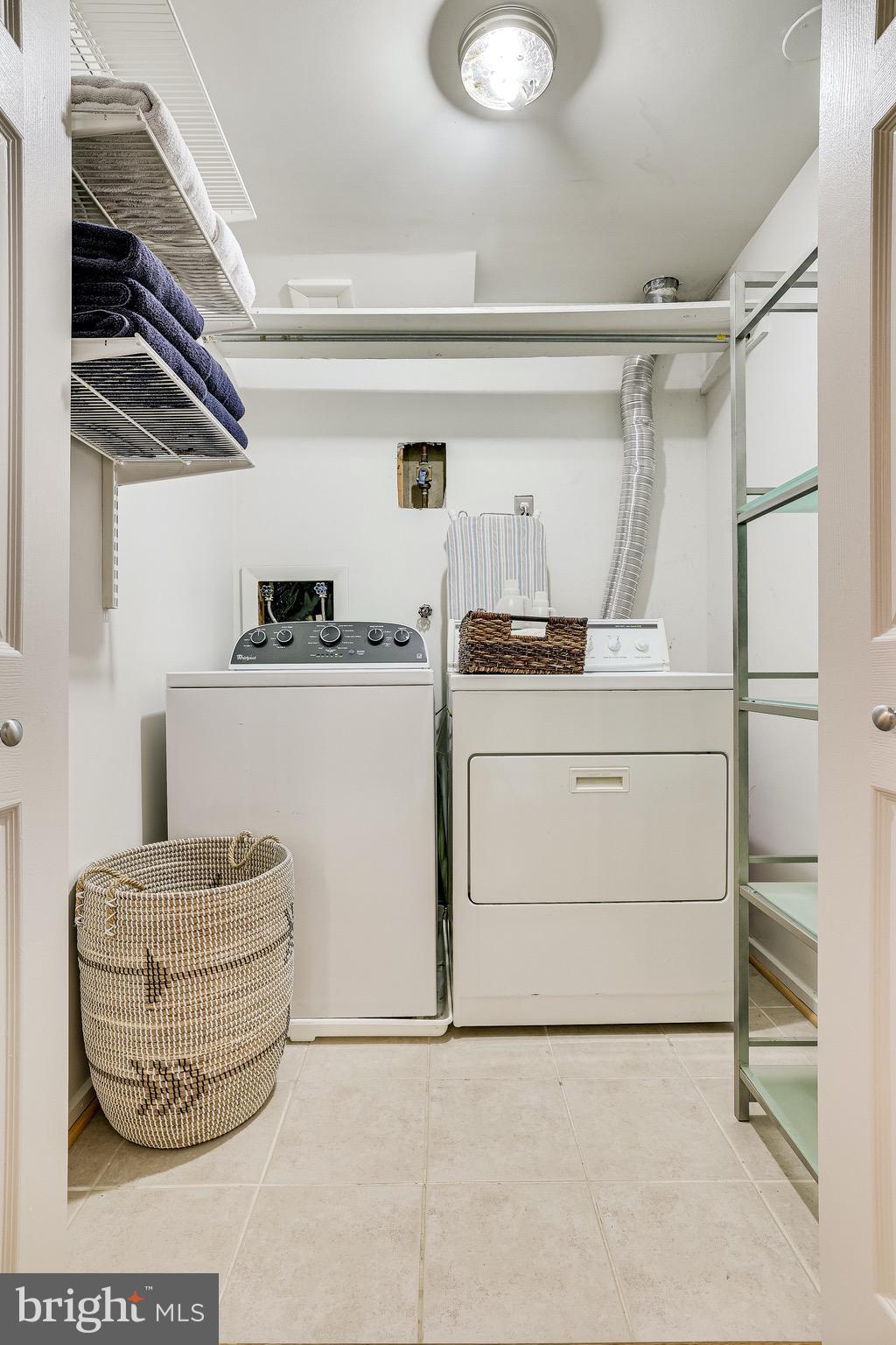 11696 Stockbridge Lane Reston, VA 20194 - Photo 63 of 76 laundry
