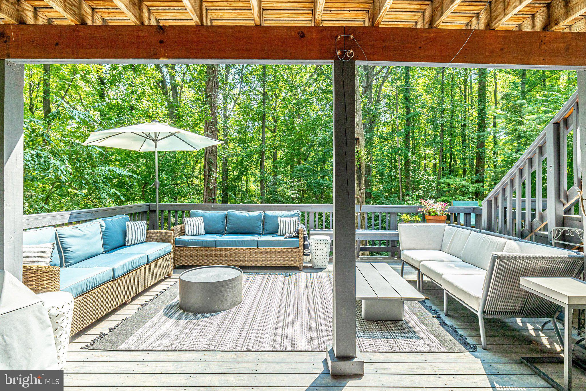 11696 Stockbridge Lane Reston, VA 20194 - Photo 67 of 76 lower deck