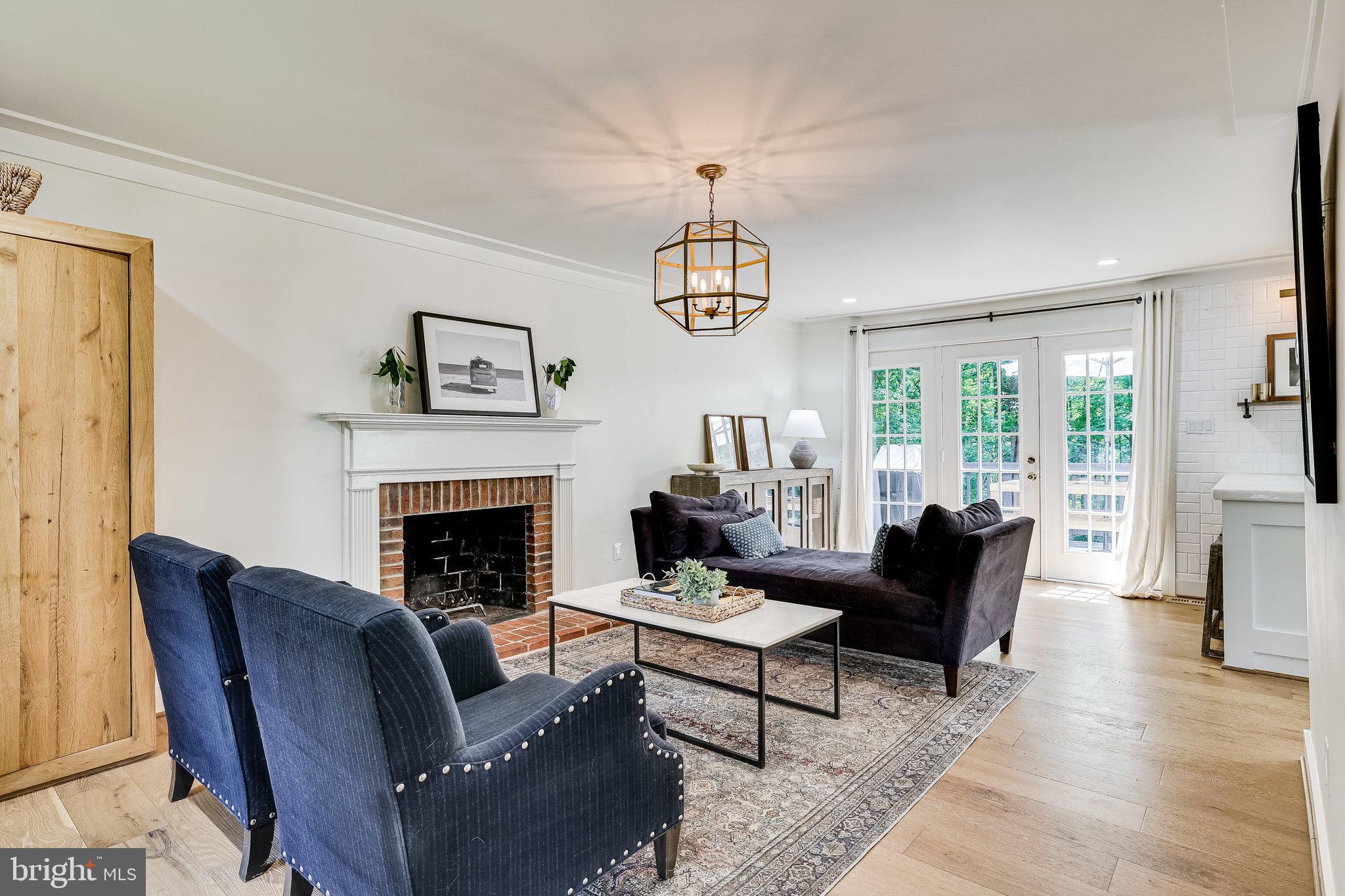 11696 Stockbridge Lane Reston, VA 20194 - Photo 8 of 76 living room #1