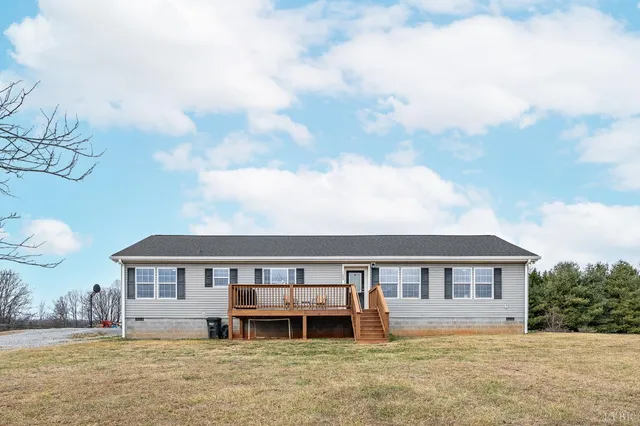 $275,000 | 1689 Otter Hill Road, Bedford, VA 24523