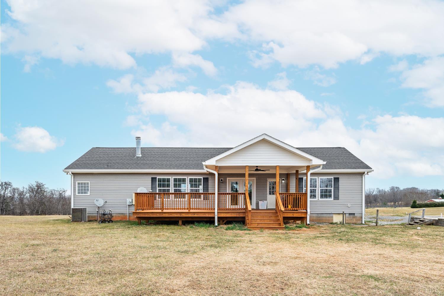 1689 Otter Hill Road Bedford, VA 24523 - Photo 34 of 45