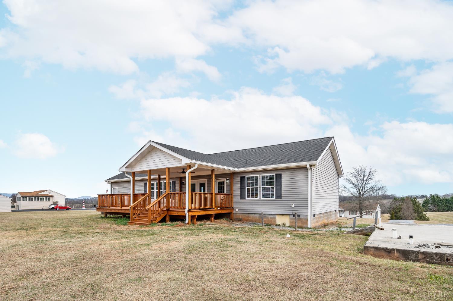 1689 Otter Hill Road Bedford, VA 24523 - Photo 36 of 45