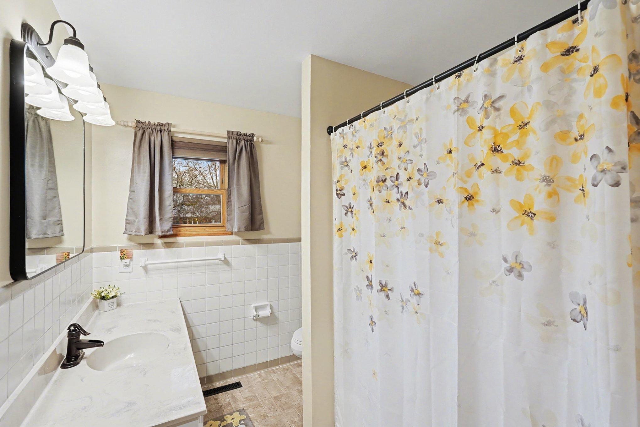 207 Inner Drive Montgomery, MN 56069 - Photo 19 of 37