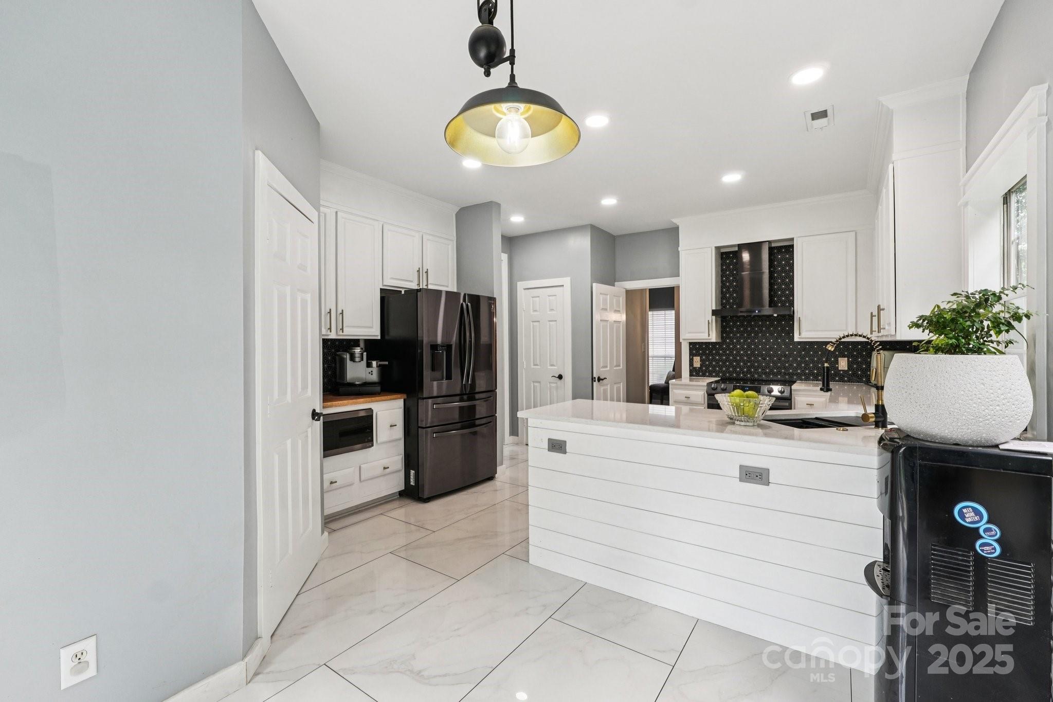 8618 Sam Dee Road Charlotte, NC 28215 - Photo 23 of 48 Gallery Image 23