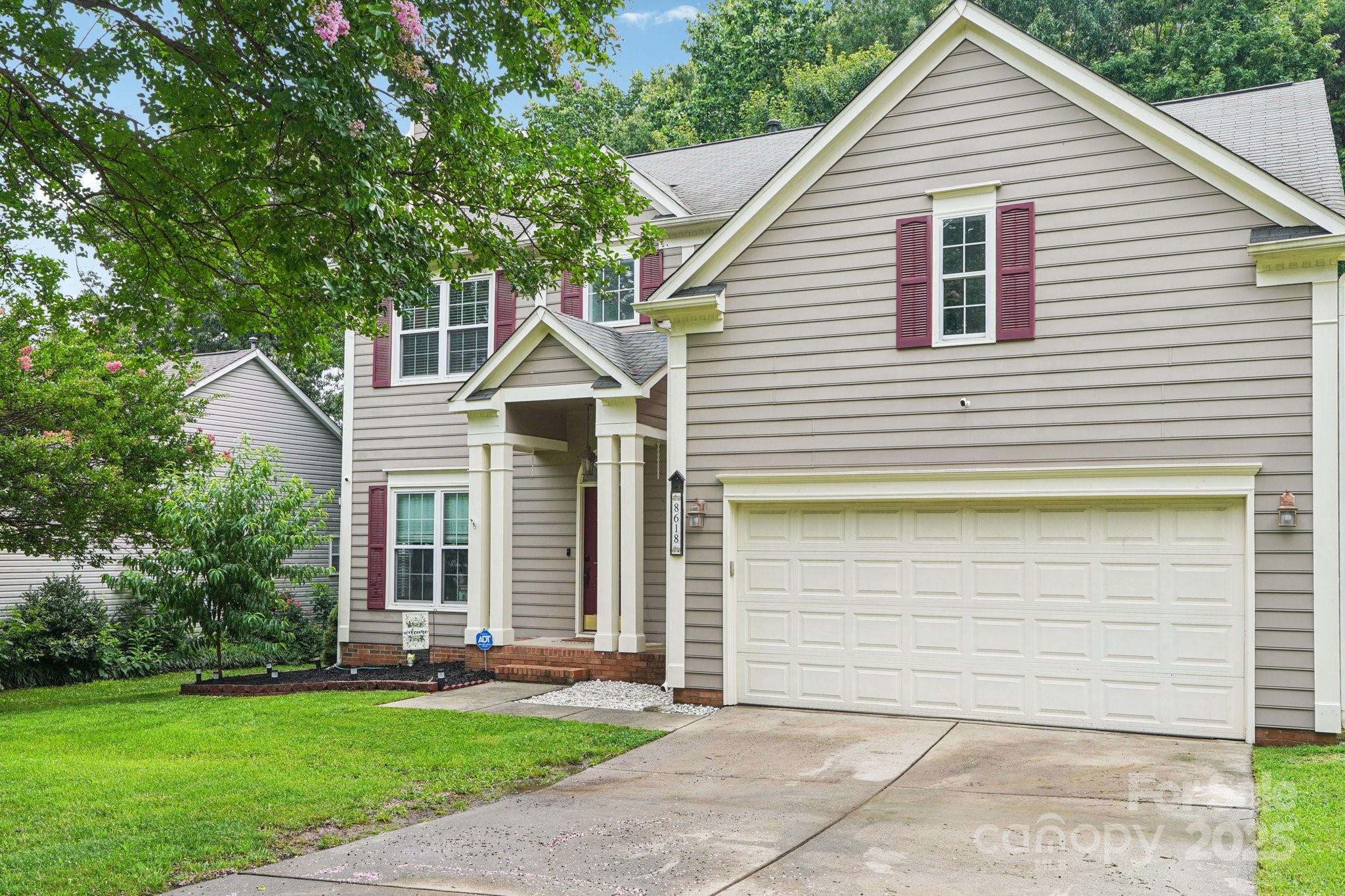 8618 Sam Dee Road Charlotte, NC 28215 - Photo 3 of 48 Gallery Image 3