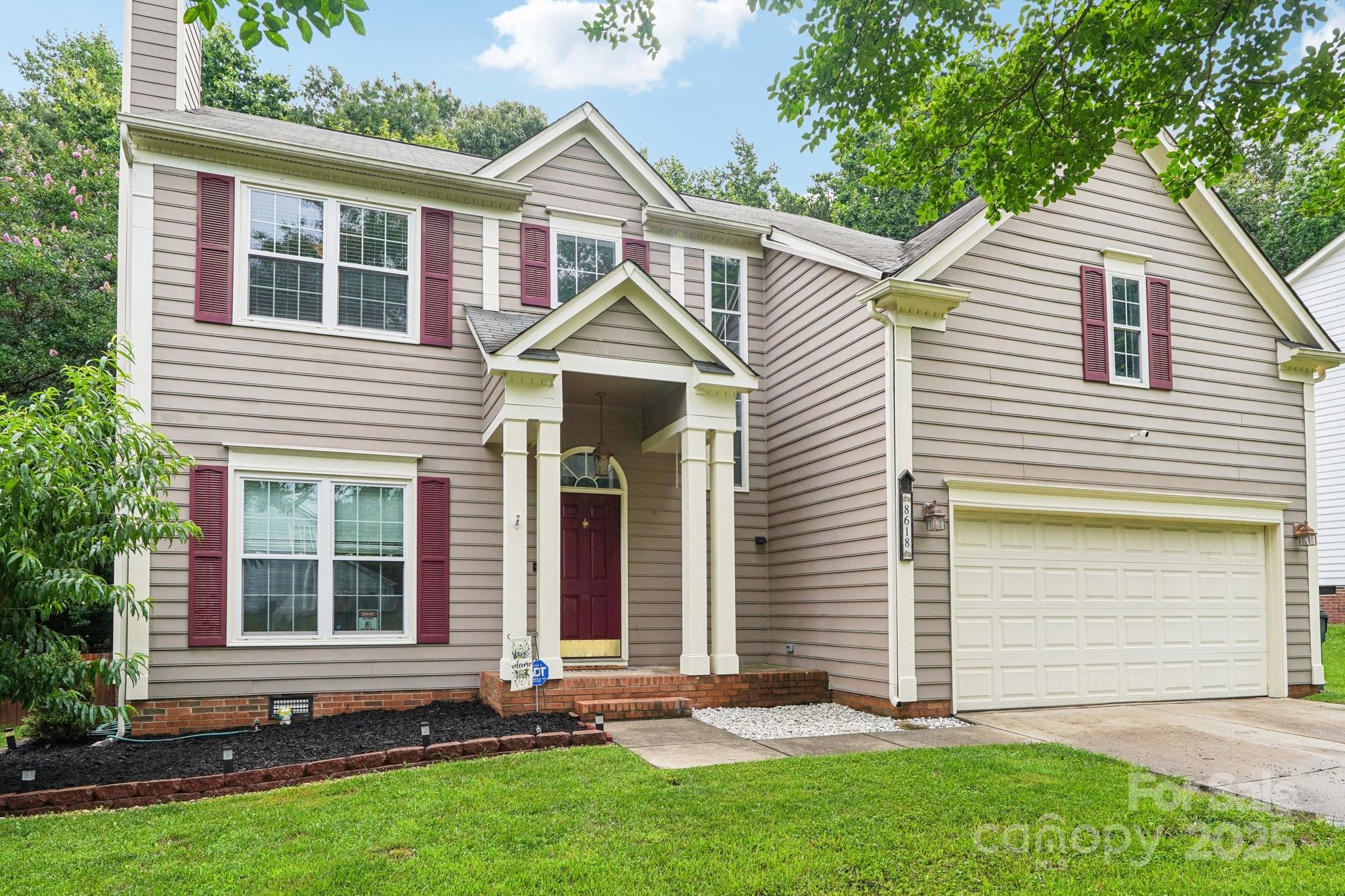 8618 Sam Dee Road Charlotte, NC 28215 - Photo 7 of 48 Gallery Image 7