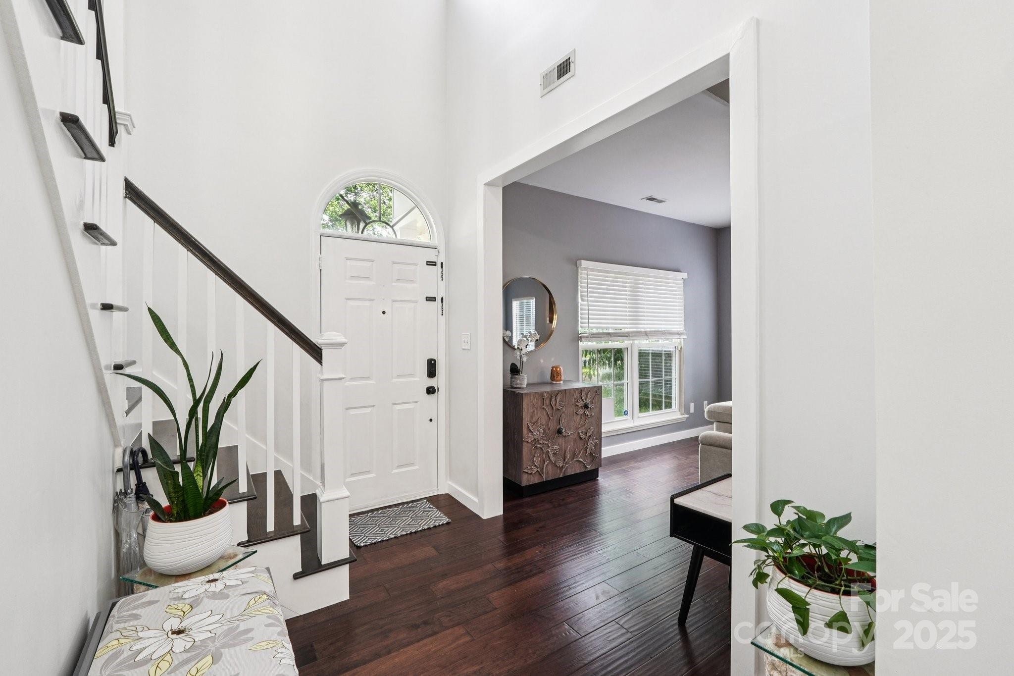 8618 Sam Dee Road Charlotte, NC 28215 - Photo 9 of 48 Gallery Image 9