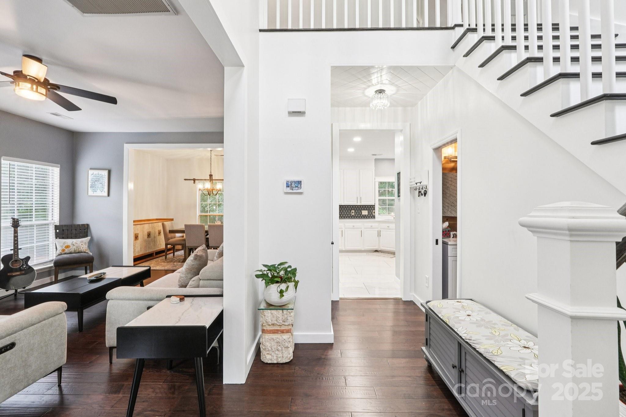 8618 Sam Dee Road Charlotte, NC 28215 - Photo 10 of 48 Gallery Image 10