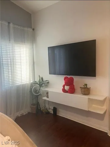 $2,950 | 5289 Coral Ribbon Avenue, Las Vegas, NV 89139