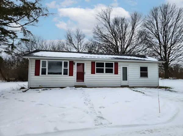 $443,421 | 10809 North 12th Street, Plainwell, MI 49080