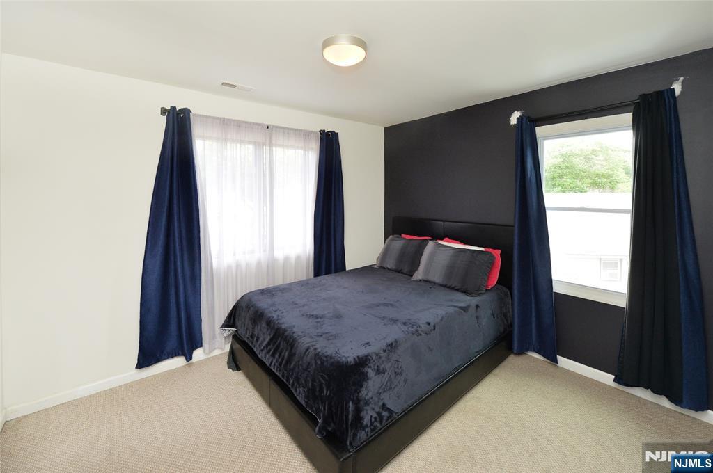 59 Hahn Avenue Rochelle Park, NJ 07662 - Photo 23 of 38