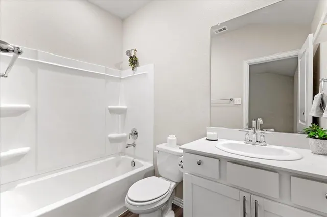 $2,450 | 2408 Buchanan Lane, Forney, TX 75126