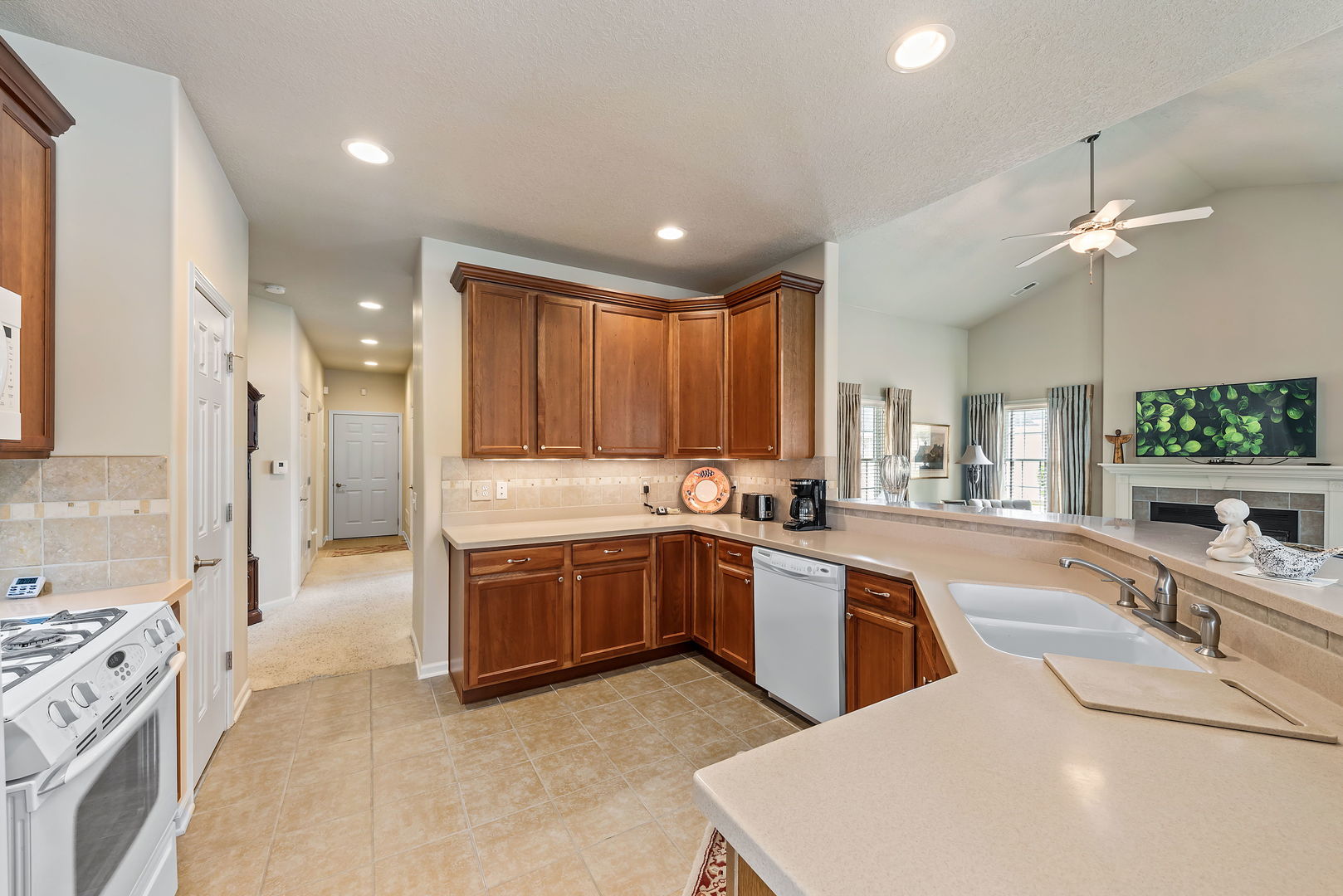 705 Arbor Parkway, Unit D Bourbonnais, IL 60914 - Photo 11 of 20