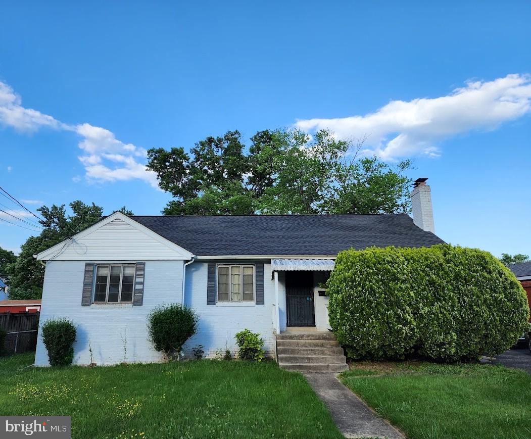 6029 Amherst Avenue Springfield, VA 22150 - Photo 1 of 12 Gallery Image 1
