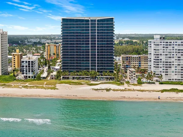 $2,720,000 | 900 North Ocean Boulevard, Unit 1004, Pompano Beach, FL 33062