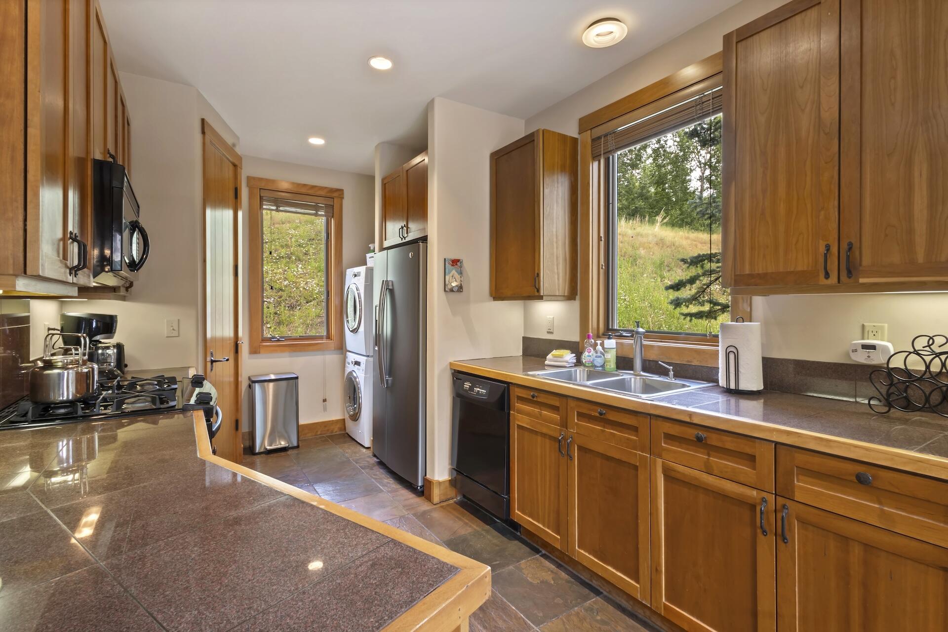 403 Adams Ranch Road, Unit B Mountain Village, CO 81435 - Photo 13 of 28 Kitchen