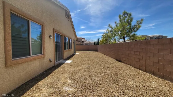$3,748 | 4639 White Head Court, Las Vegas, NV 89147