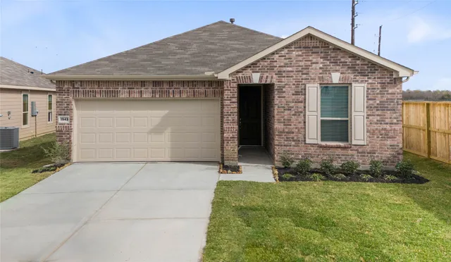 $334,995 | 1943 Bemus Drive, Fresno, TX 77545