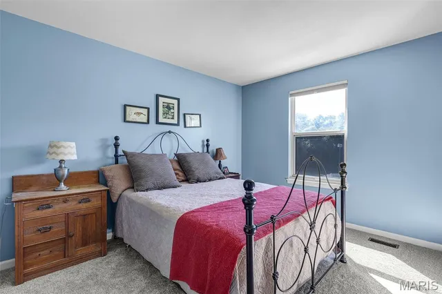 $499,900 | 2 Salvation Ridge Court, Fenton, MO 63026