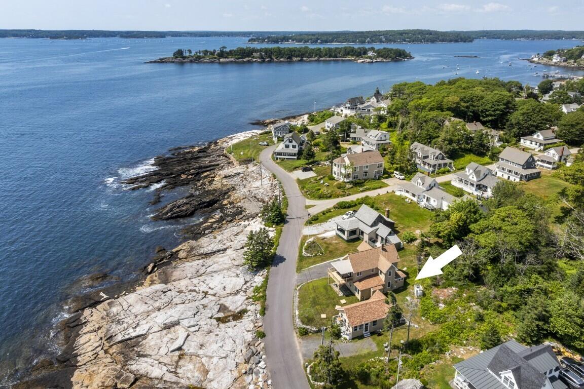 113 Shore Road Boothbay, ME 04544 - Photo 1 of 82 74