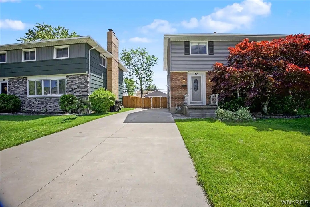 65 Grayton Road Tonawanda, NY 14150 - Photo 4 of 39