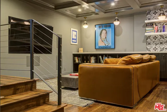 $4,995,000 | 1857 Benedict Canyon Drive, Beverly Hills, CA 90210