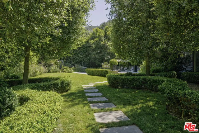 $4,995,000 | 1857 Benedict Canyon Drive, Beverly Hills, CA 90210