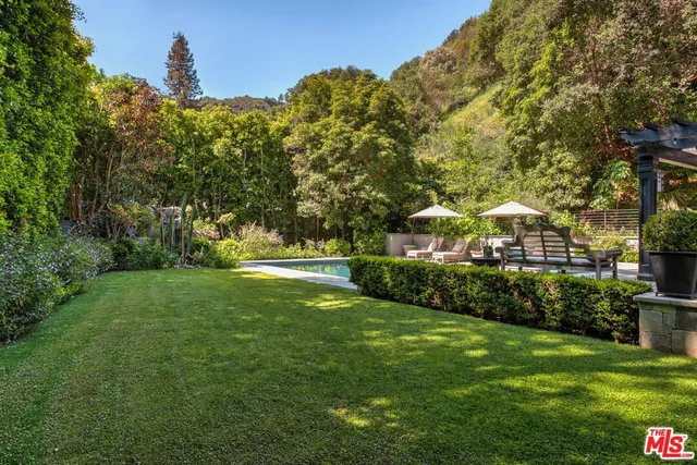$4,995,000 | 1857 Benedict Canyon Drive, Beverly Hills, CA 90210